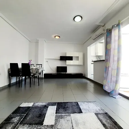 Best House Heraclio Торевьиа